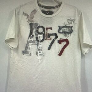 American Eagle Outfitters White Graphic Tee